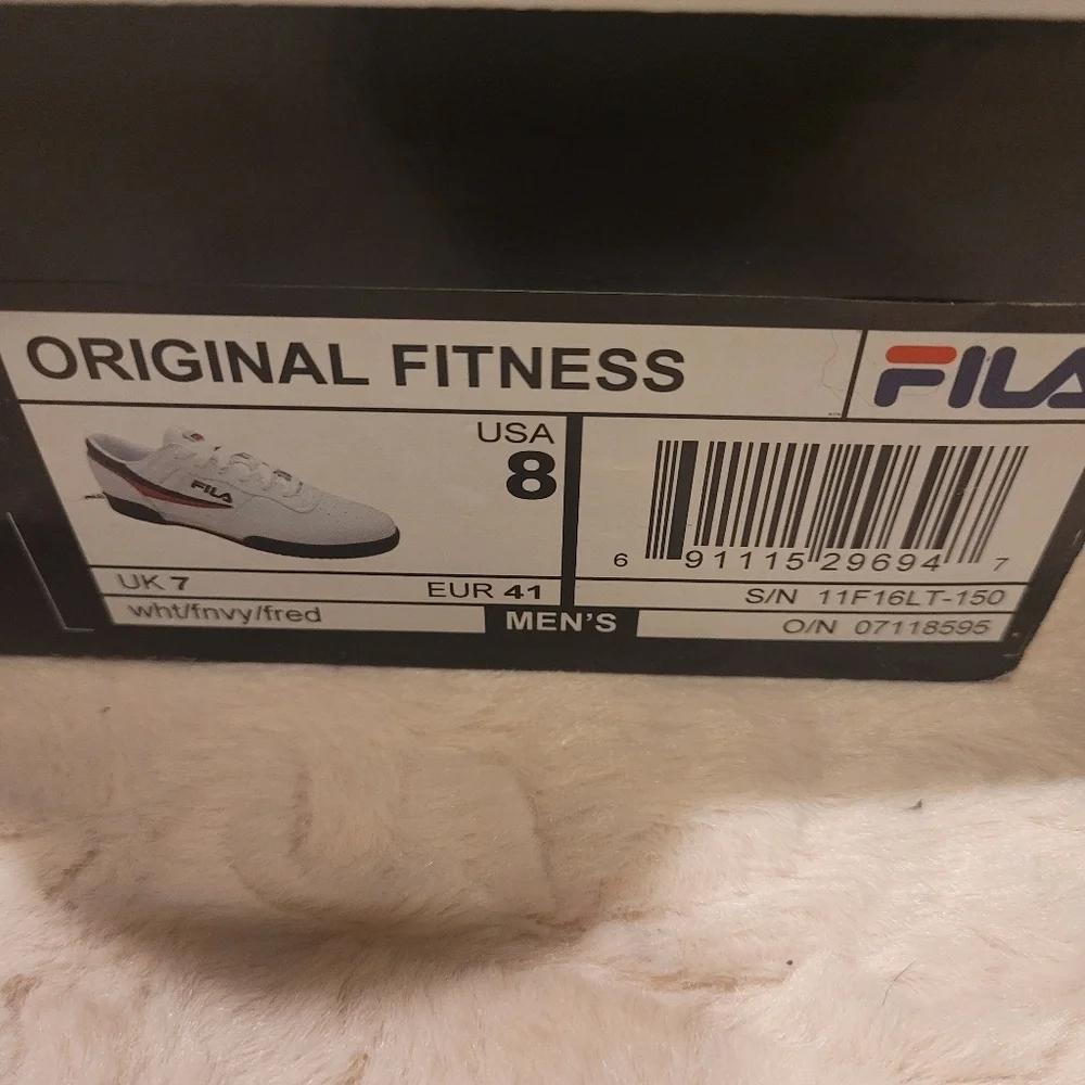 Fila Men's Size 8 red/white/blue